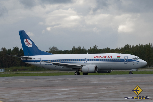 Boeing 737-3Q8