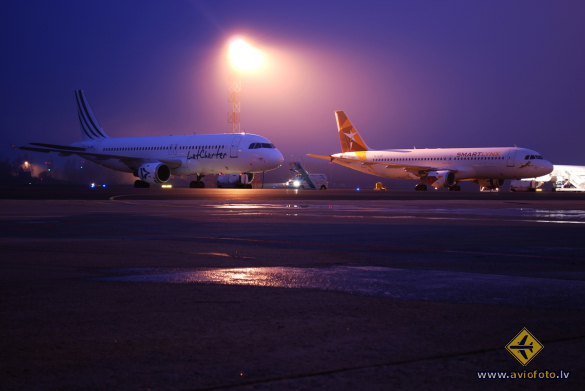 Airbus A320-211