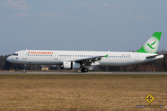 Airbus A321-131