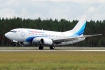 Boeing 737-528