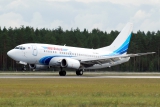 Boeing 737-528