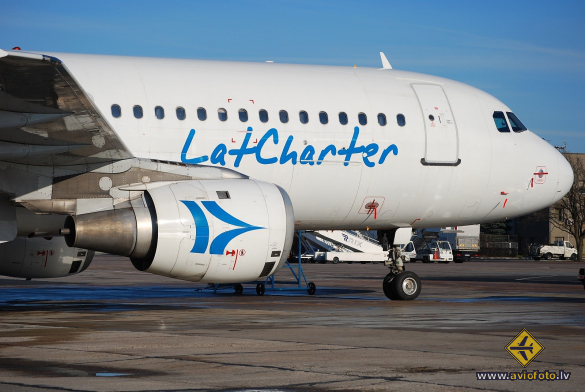Airbus A320-211