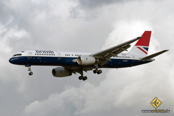 Boeing 757-236
