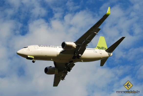 Boeing 737-33V