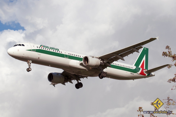 Airbus A321-112