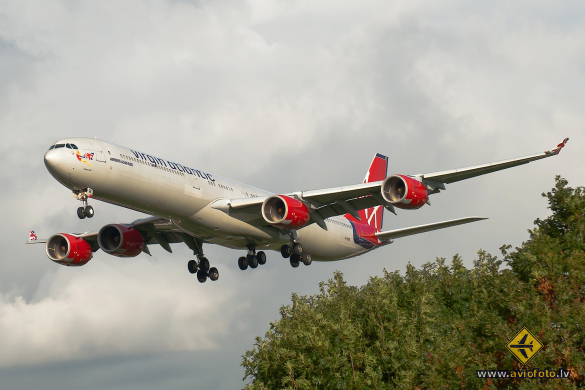 Airbus A340-642