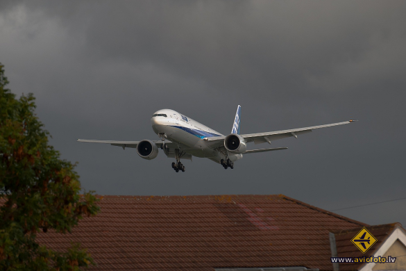 Boeing 777-381/ER