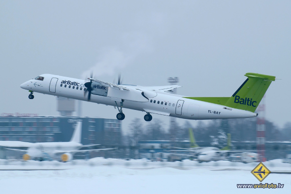 Bombardier DHC-8-402 Q400