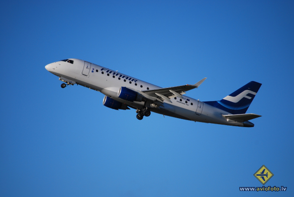 Embraer 170STD (ERJ-170-100STD)