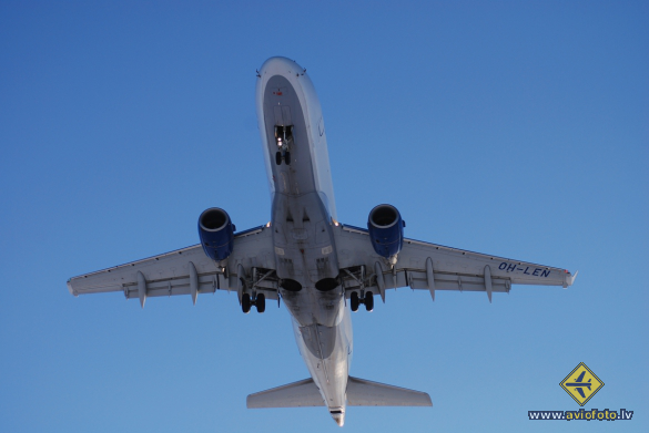 Embraer 170STD (ERJ-170-100STD)
