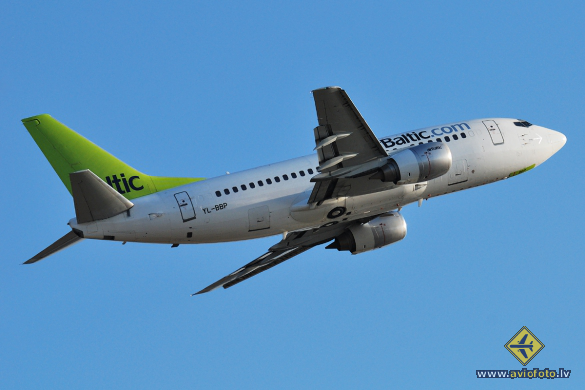 Boeing 737-522
