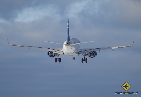 Embraer 190LR (ERJ-190-100LR)