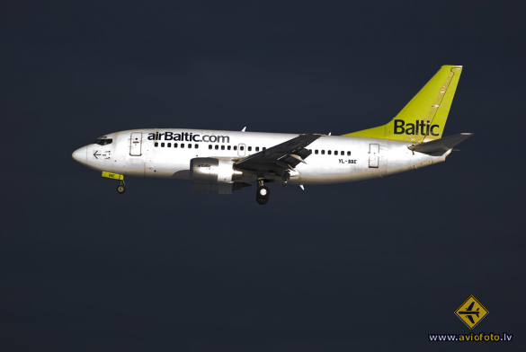 Boeing 737-53S