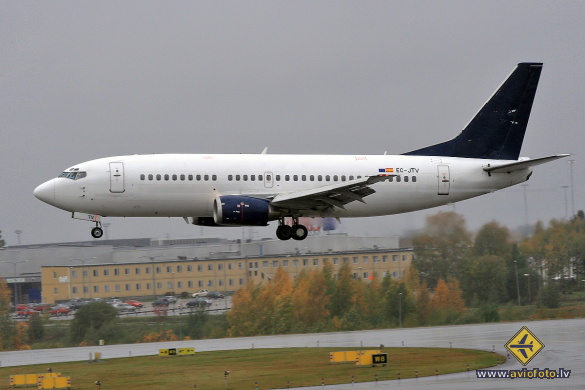 Boeing 737-33A