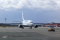 Boeing 737-548