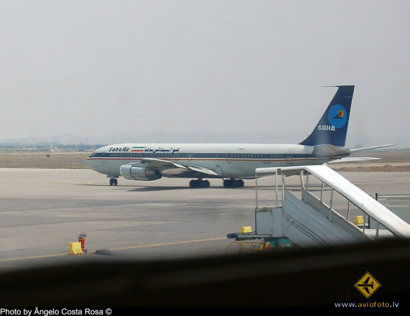 Boeing 707-3J9C
