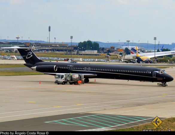 McDonnell Douglas MD-83 (DC-9-83)