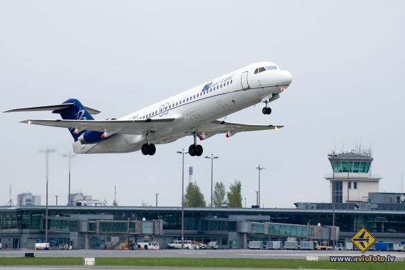 Fokker 100 (F-28-0100)