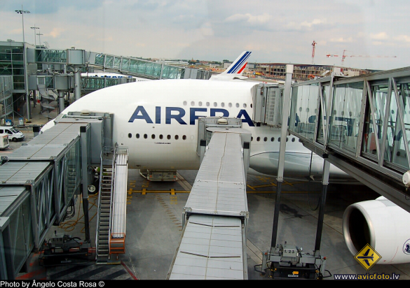 Airbus A380-861