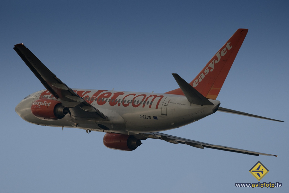 Boeing 737-73V