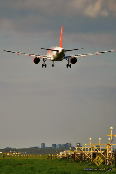 Airbus A319-111