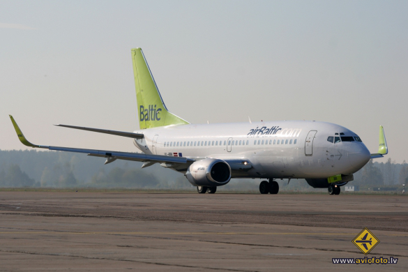 Boeing 737-33A