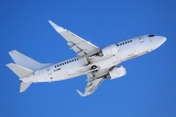 Boeing 737-548