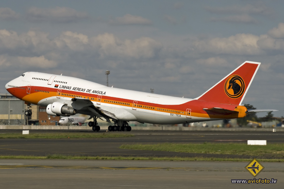 Boeing 747-312