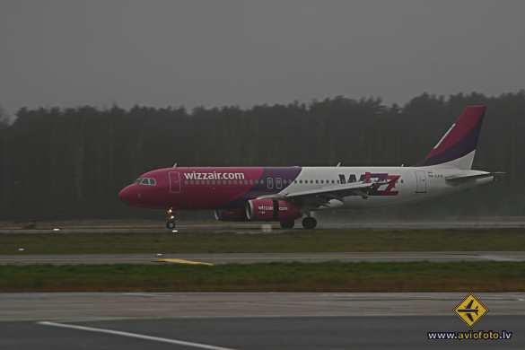 Airbus A320-232