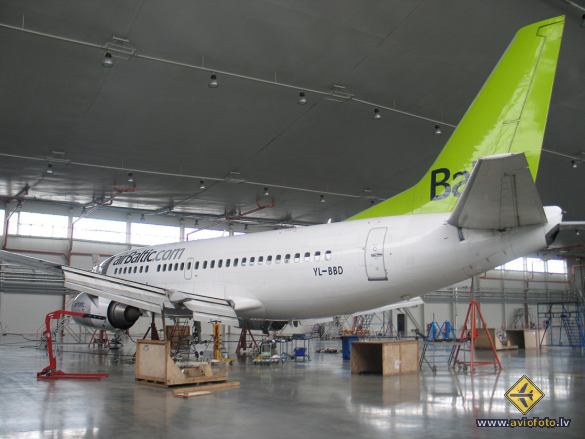 Boeing 737-53S