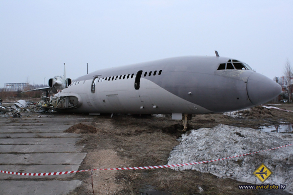 Tupolev Tu-154B-2