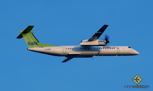 Bombardier DHC-8-402 Q400