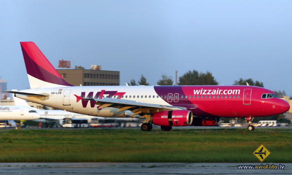 Airbus A320-232