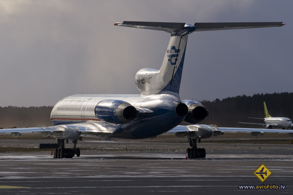 Tupolev Tu-154M