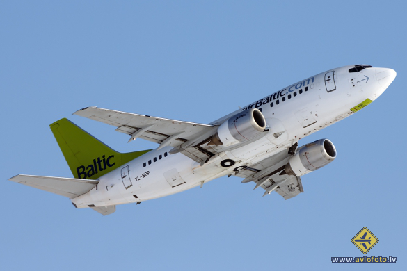 Boeing 737-522