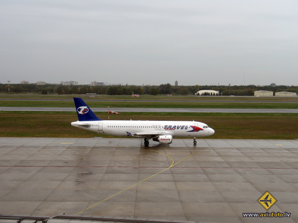 Airbus A320-212