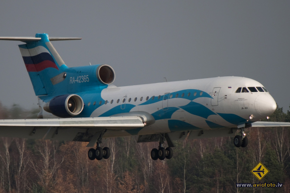 Yakovlev Yak-42D