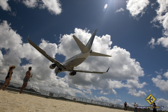 Boeing 737-724