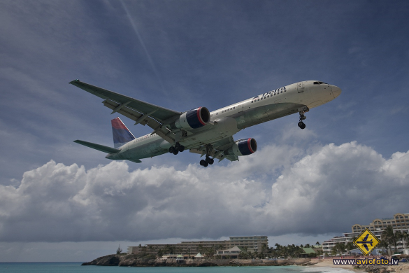 Boeing 757-232