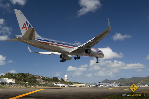 Boeing 757-223