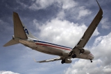 Boeing 737-823