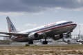 Boeing 737-823