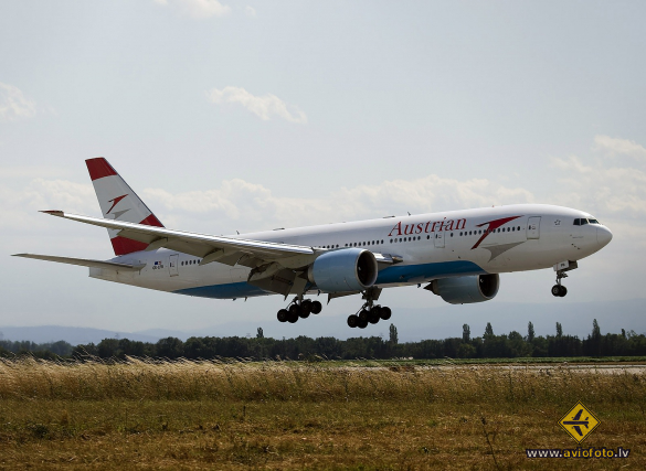 Boeing 777-2Z9/ER