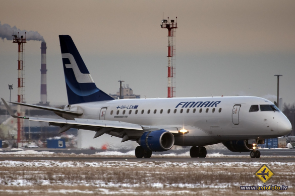 Embraer 170STD (ERJ-170-100STD)