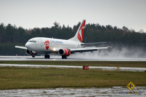 Boeing 737-55S