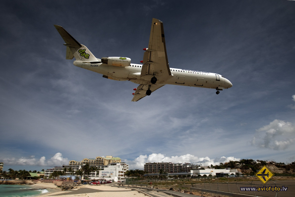 Fokker 100 (F-28-0100)