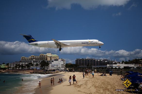 McDonnell Douglas MD-82 (DC-9-82)
