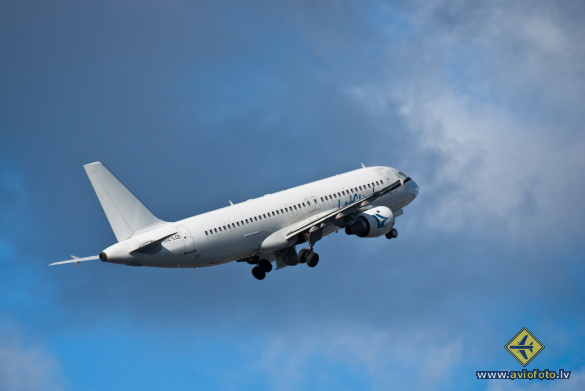 Airbus A320-211