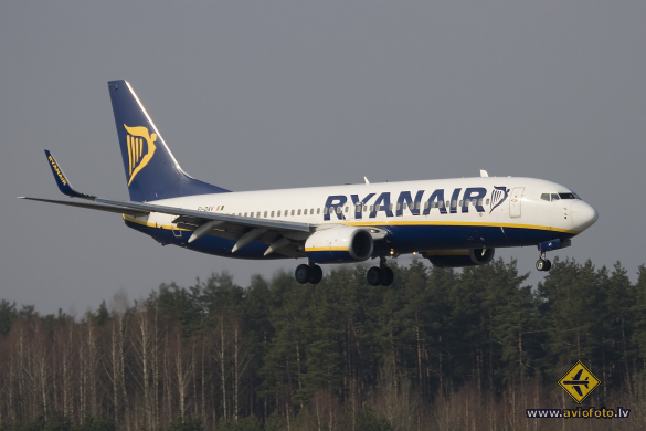Boeing 737-8AS