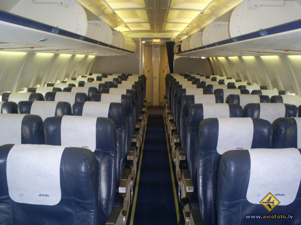Boeing 737-522
